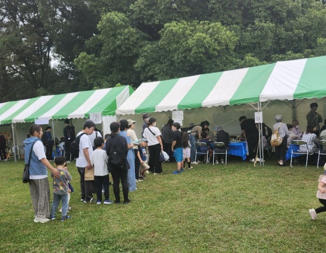 20251019_ぶんぶん長い列