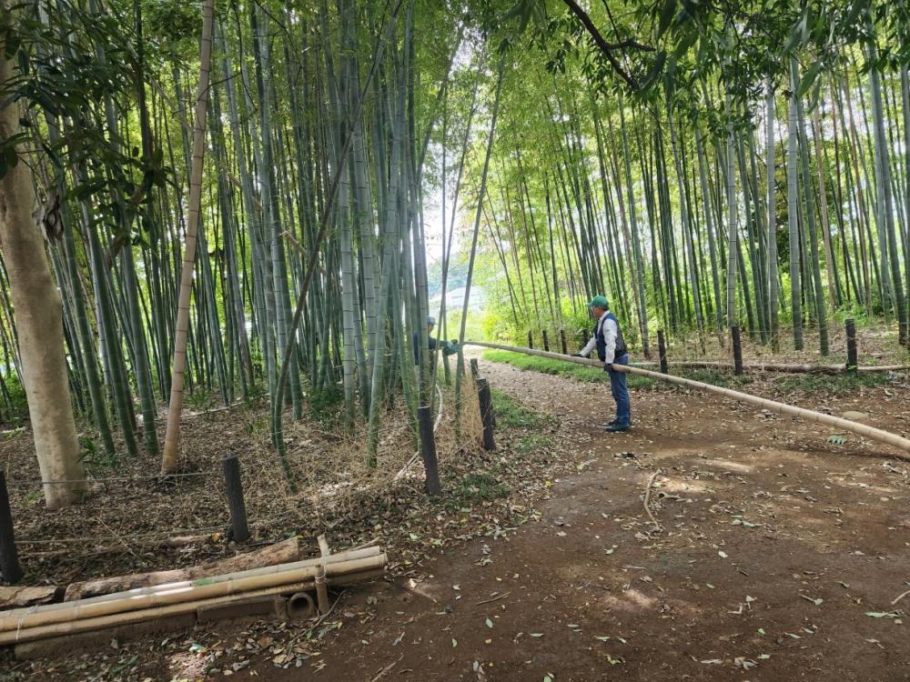 中尾作業風景２
